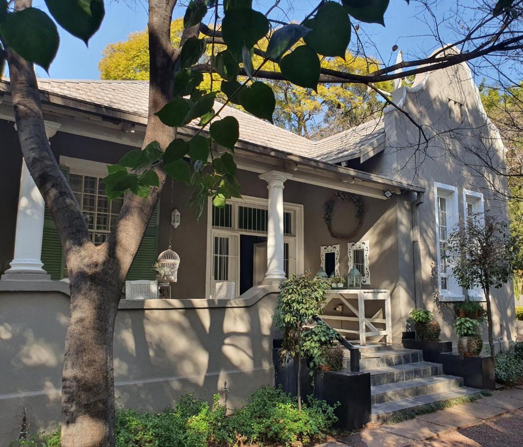 Waterhouse Guest Lodge In Muckleneuk Pretoria Exterior foto