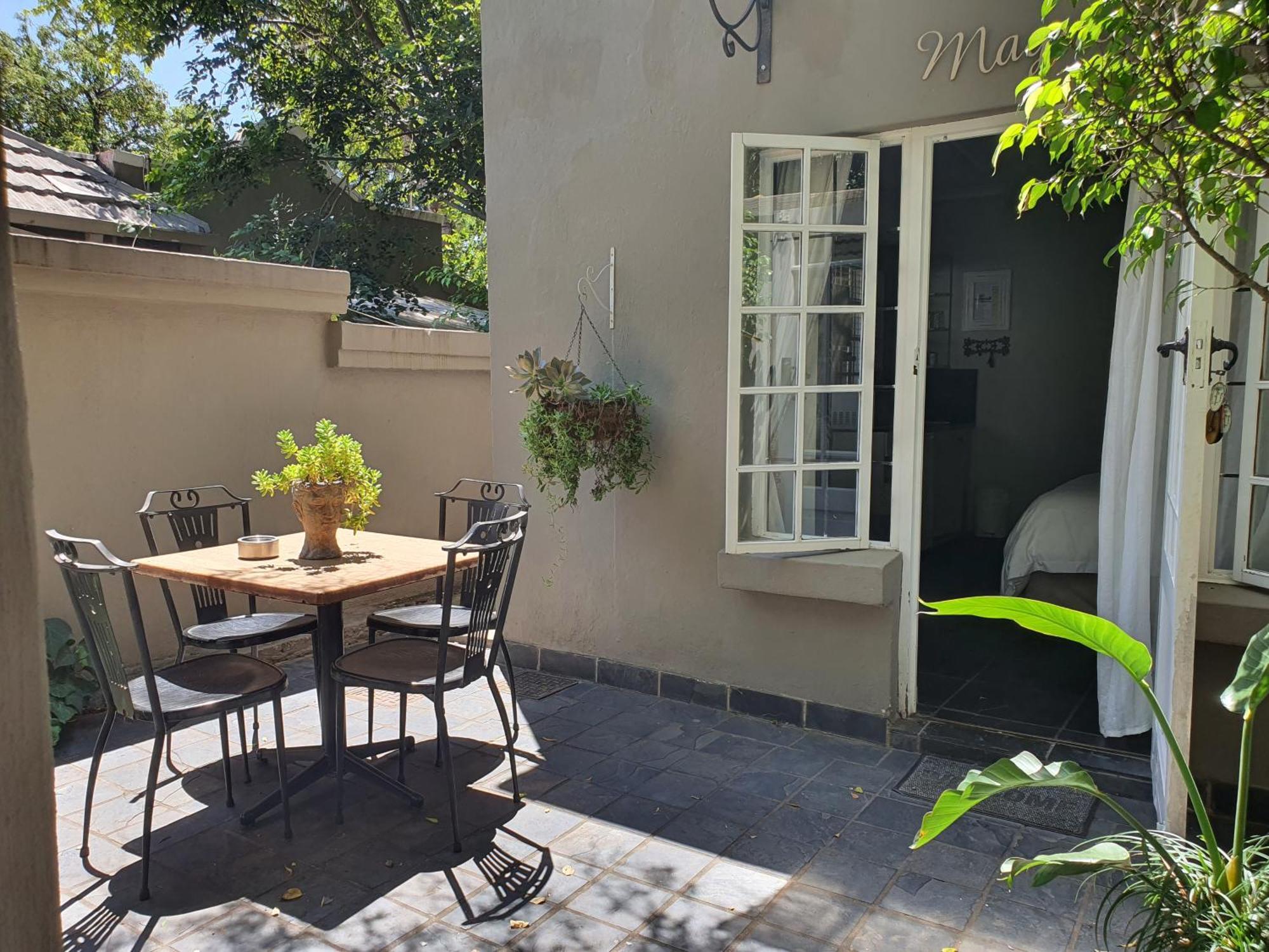 Waterhouse Guest Lodge In Muckleneuk Pretoria Quarto foto
